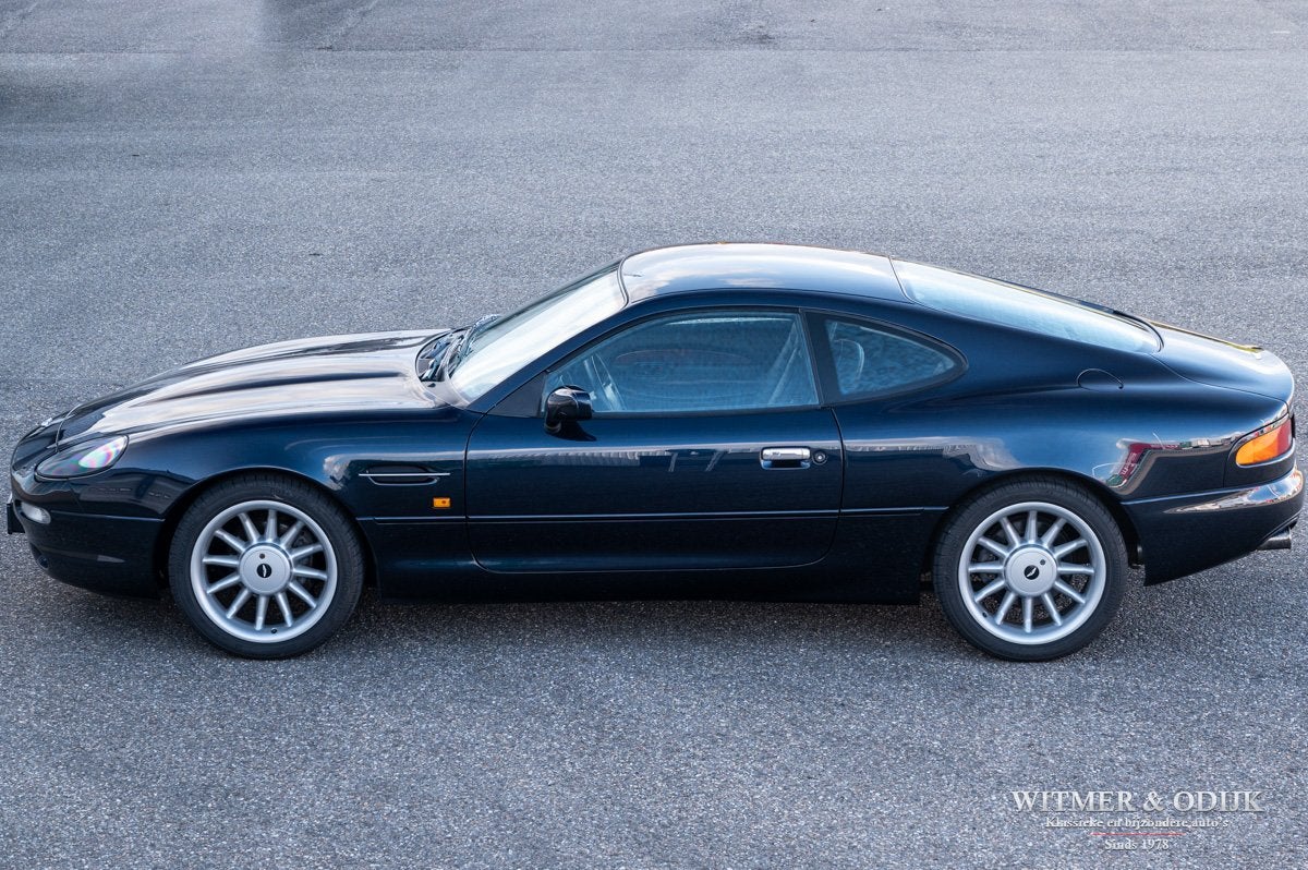 Aston Martin DB7 3.2 V6 Manual NL-auto (bj 1999), Auto's, Dealer onderhouden, Zwart, 340 pk, Leder