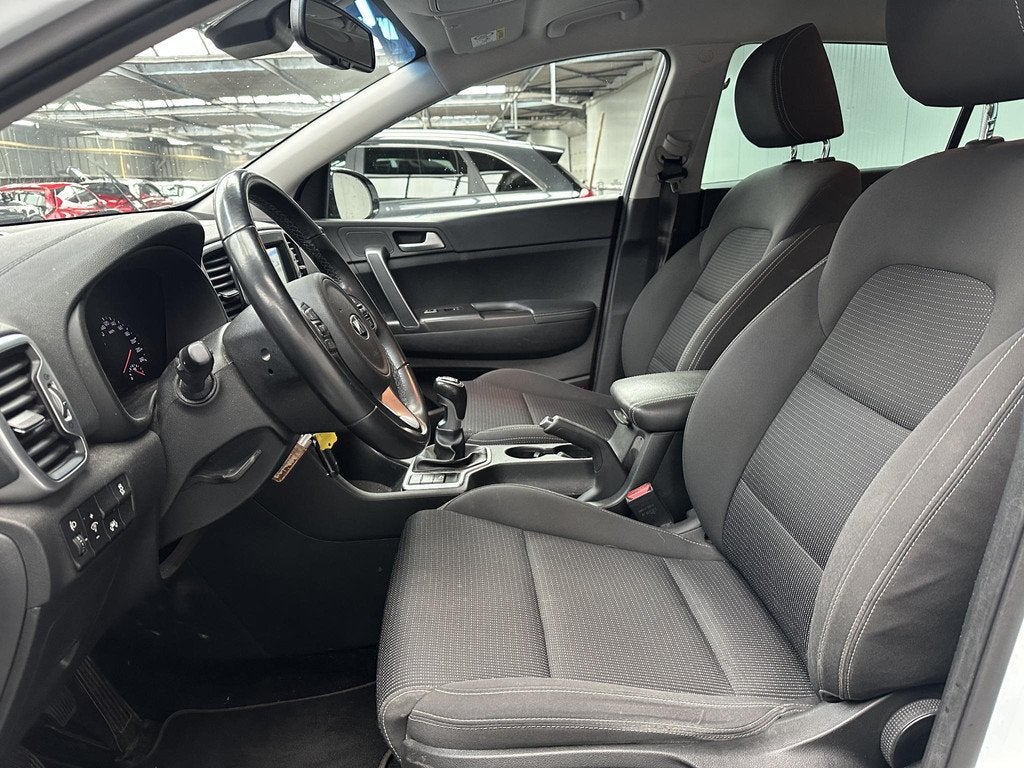 Kia Sportage 1.6 GDI DynamicLine, Auto's, Stof, Gebruikt, 4 cilinders, Automatische klimaatregeling