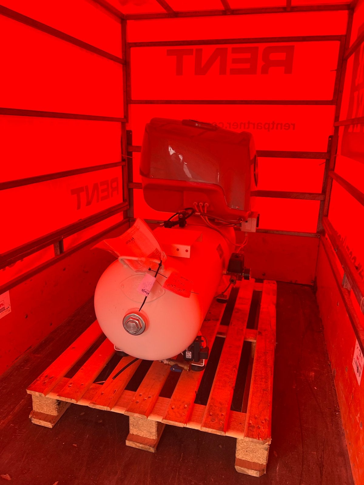 Schroefcompressor 100L - ZGAN, Doe-het-zelf en Verbouw, Ophalen, Zo goed als nieuw, 200 tot 400 liter/min, 10 bar of meer