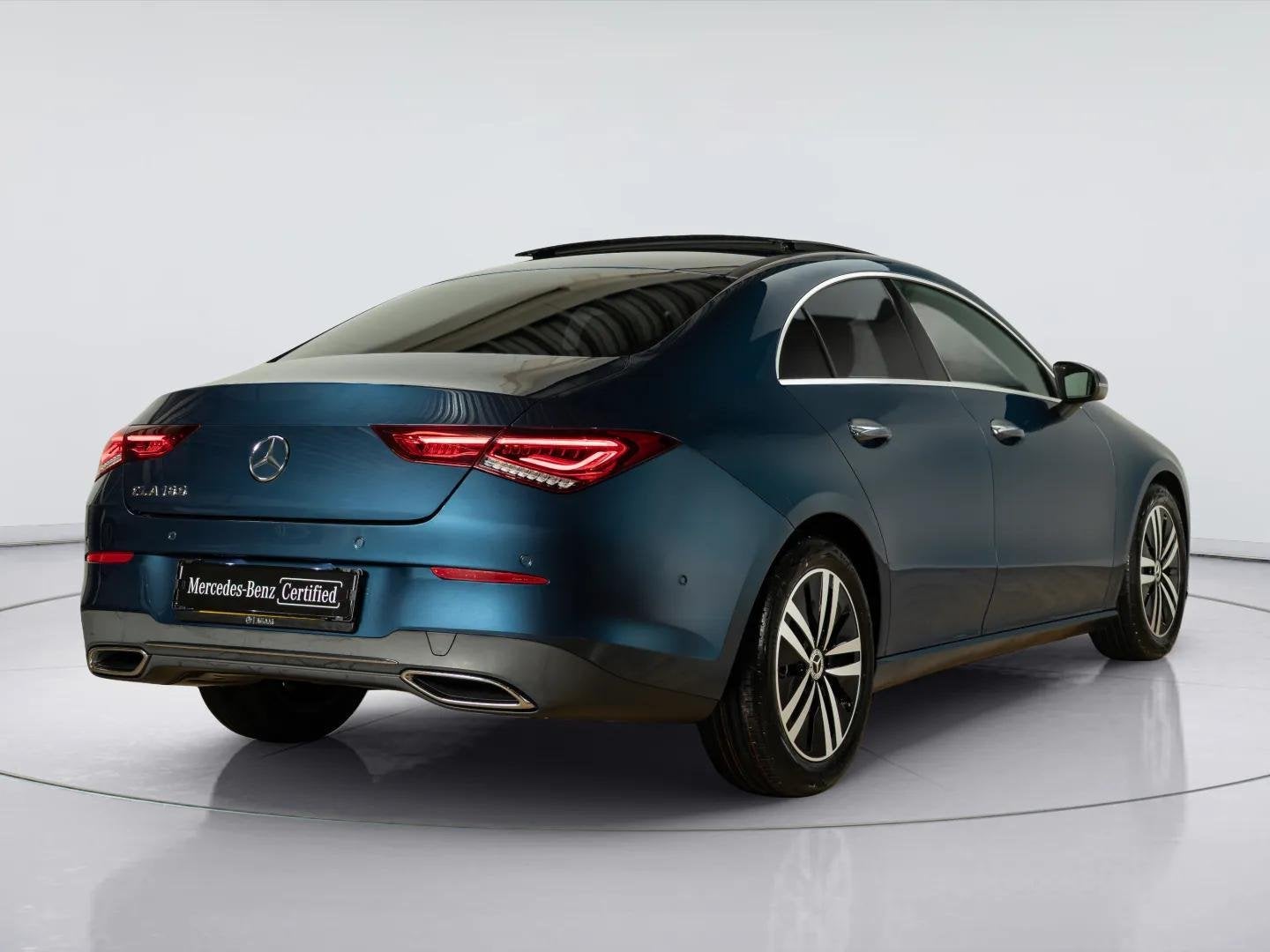 Mercedes-Benz CLA Coupé 180 Business Solution Luxury | Pano, Gebruikt, 4 cilinders, Blauw, Origineel Nederlands