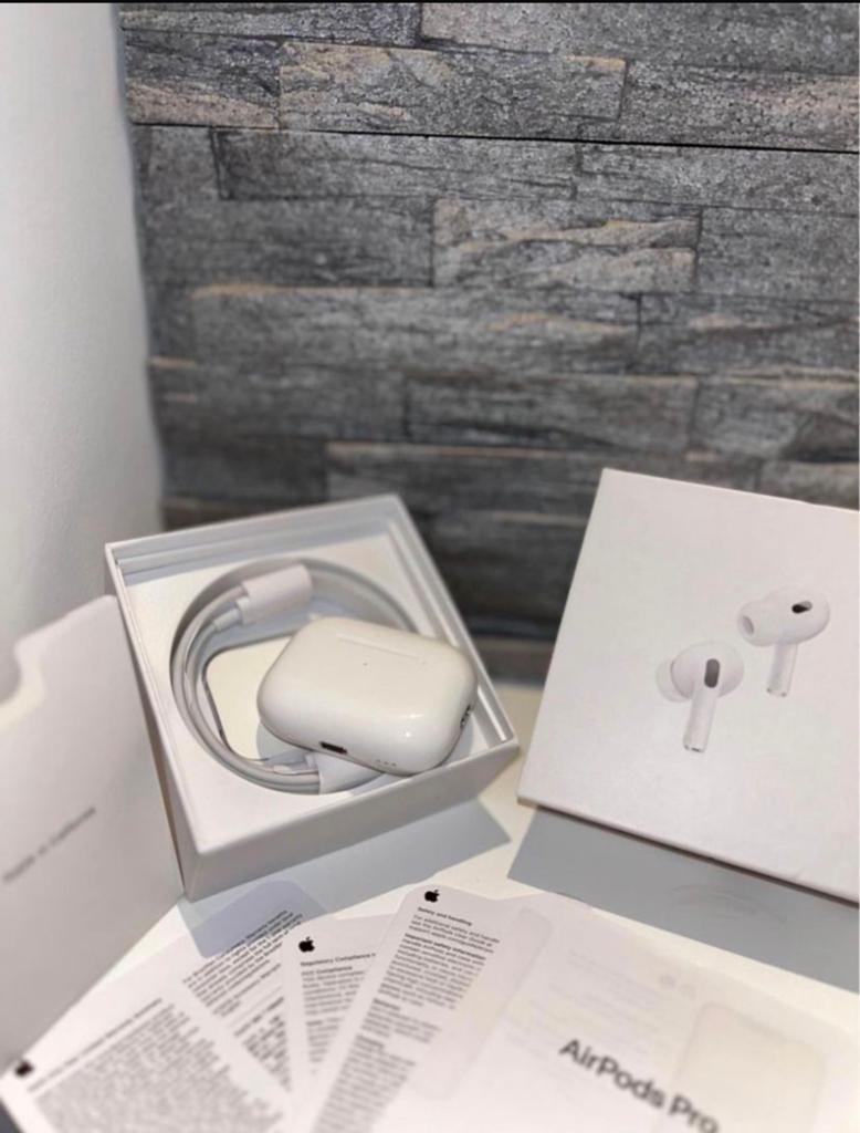Airpods pro 2/ANC/Gloednieuw Geseald|