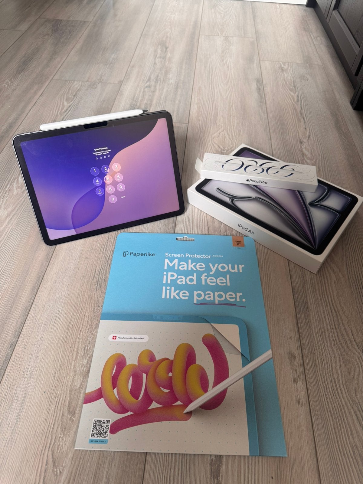 iPad Air 6 (2024) M2 128GB + Pencil Pro, 100% accu, 70 cycli, Computers en Software, 11 inch, Ophalen of Verzenden, Zo goed als nieuw