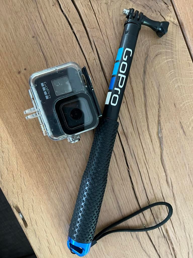 GoPro Hero met waterdichte behuizing en selfiestick, Ophalen of Verzenden, Zo goed als nieuw, GoPro