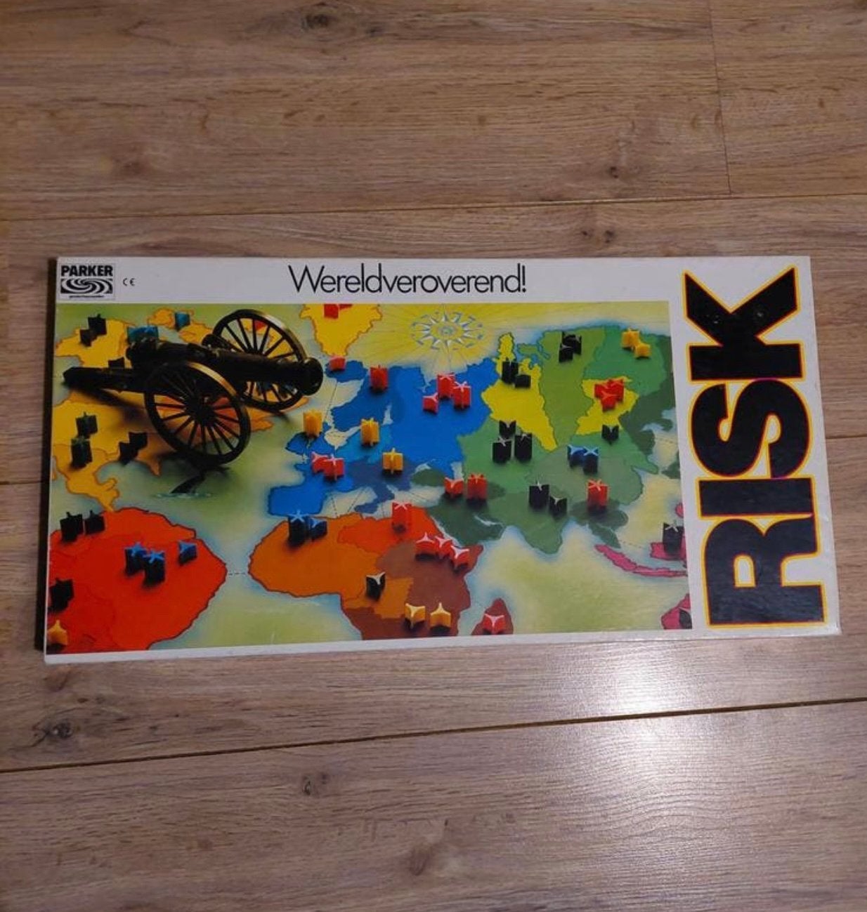 Prachtige oude Risk compleet en in goede staat, Ophalen of Verzenden, Zo goed als nieuw