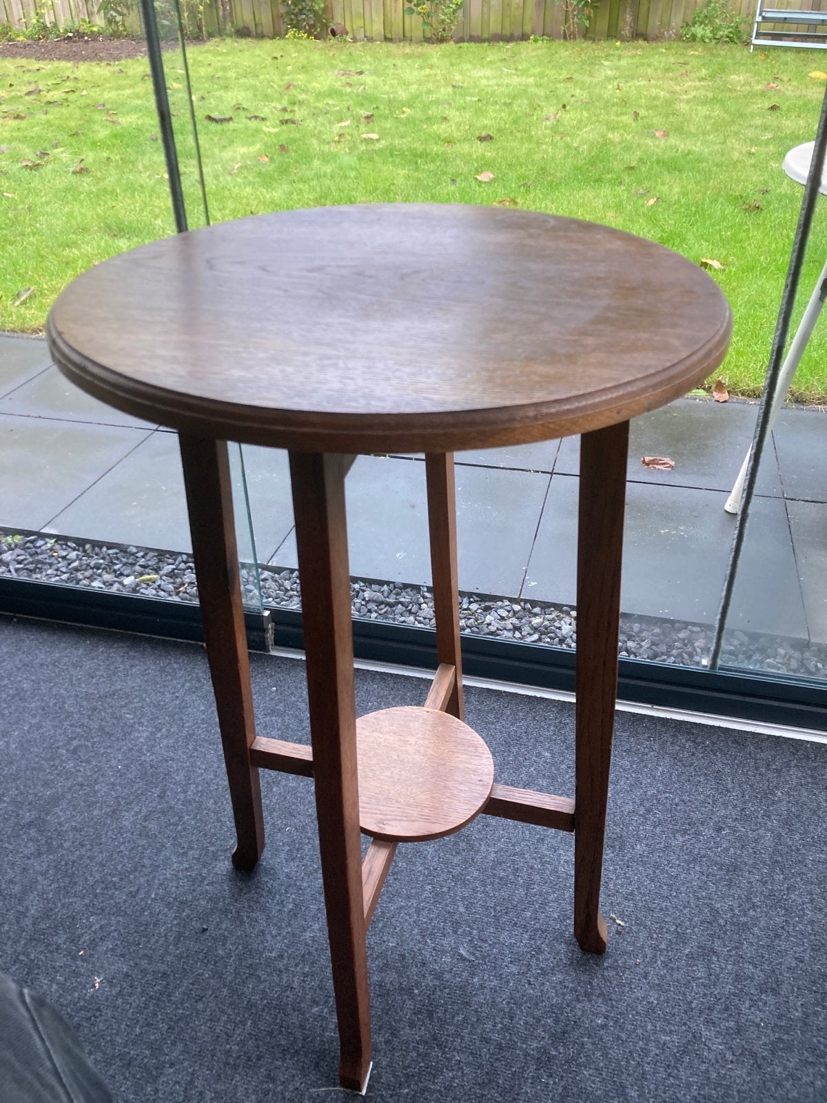 Houten ronde bijzettafel / plantentafel, Huis en Inrichting, Ophalen, Minder dan 55 cm, Gebruikt, Rond