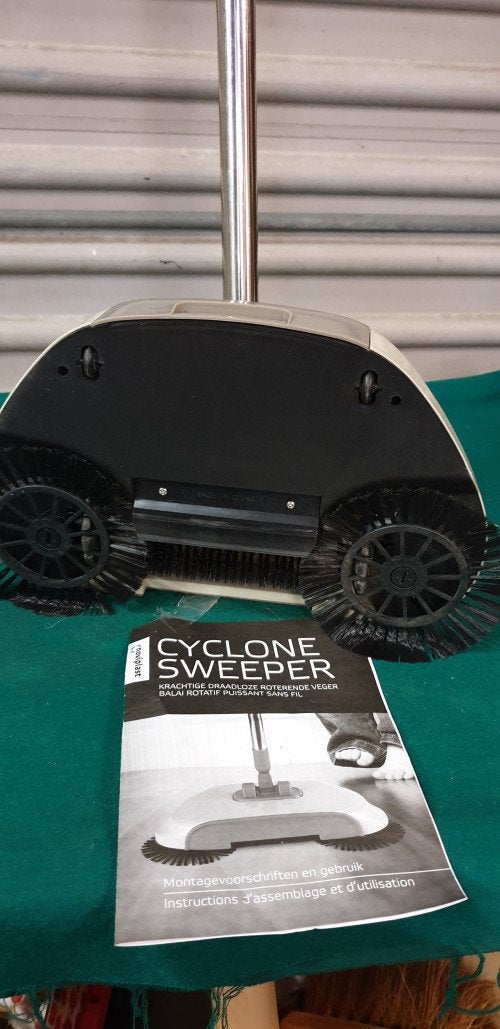 cyclone sweeper nieuw, met boekje, Ophalen of Verzenden, 'T Olde Gre-j, Info@toldegrej.nl, Endepoelstraat 20f Didam