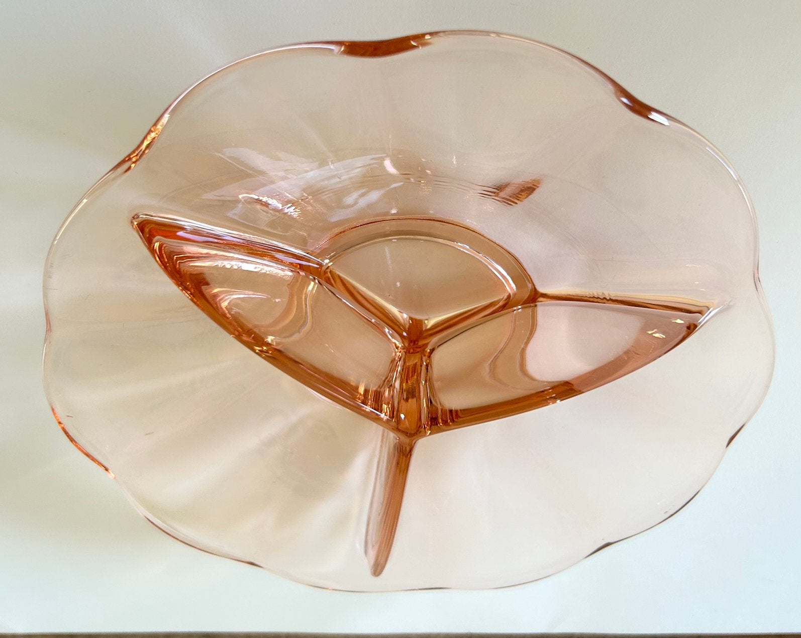 Vintage drievaks roze persglas schaaltje, Antiek en Kunst, Antiek | Glas en Kristal, Ophalen of Verzenden