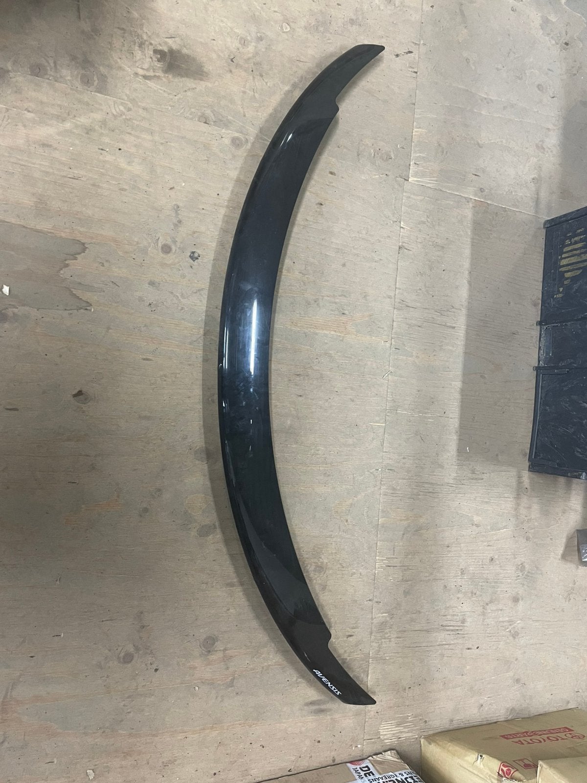 Toyota avensis t27 motorkap spoiler nette staat, Auto diversen, Ophalen of Verzenden