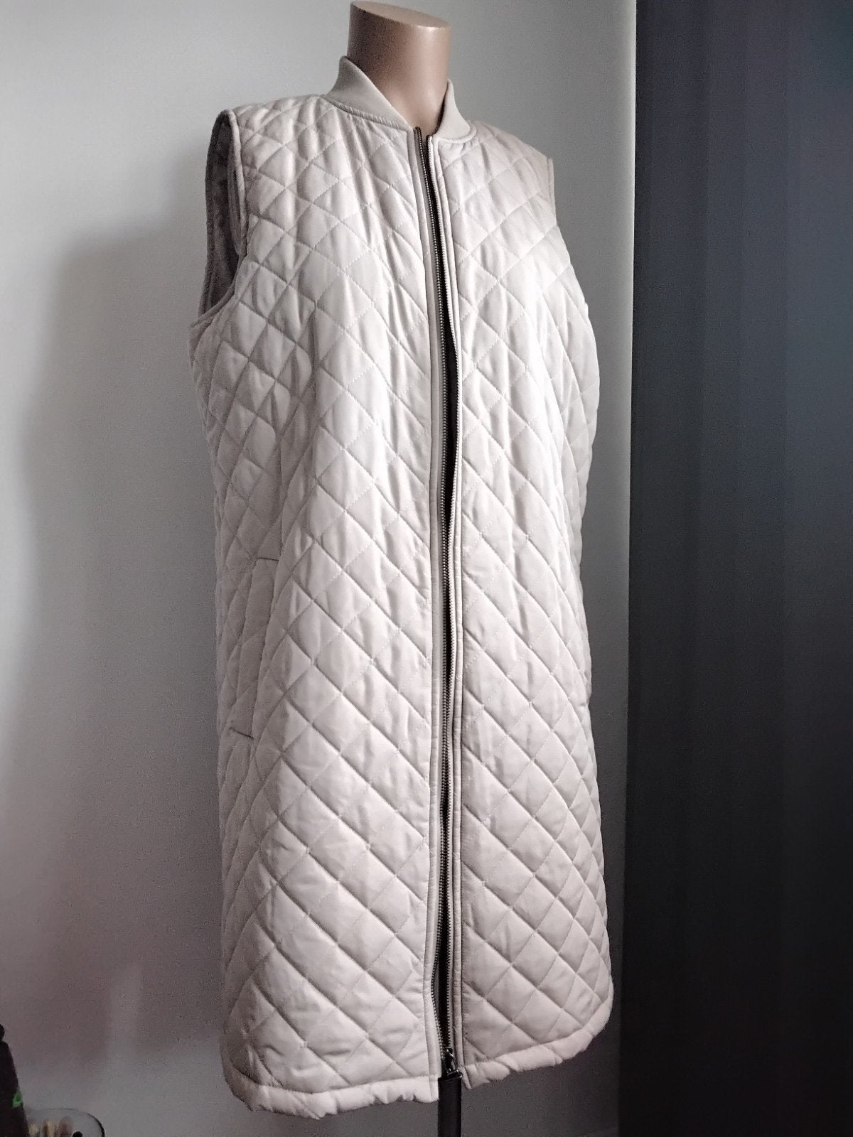 Nukus gewatteerde bodywarmer maat M, Maat 38/40 (M), Beige, Ophalen of Verzenden, Zo goed als nieuw
