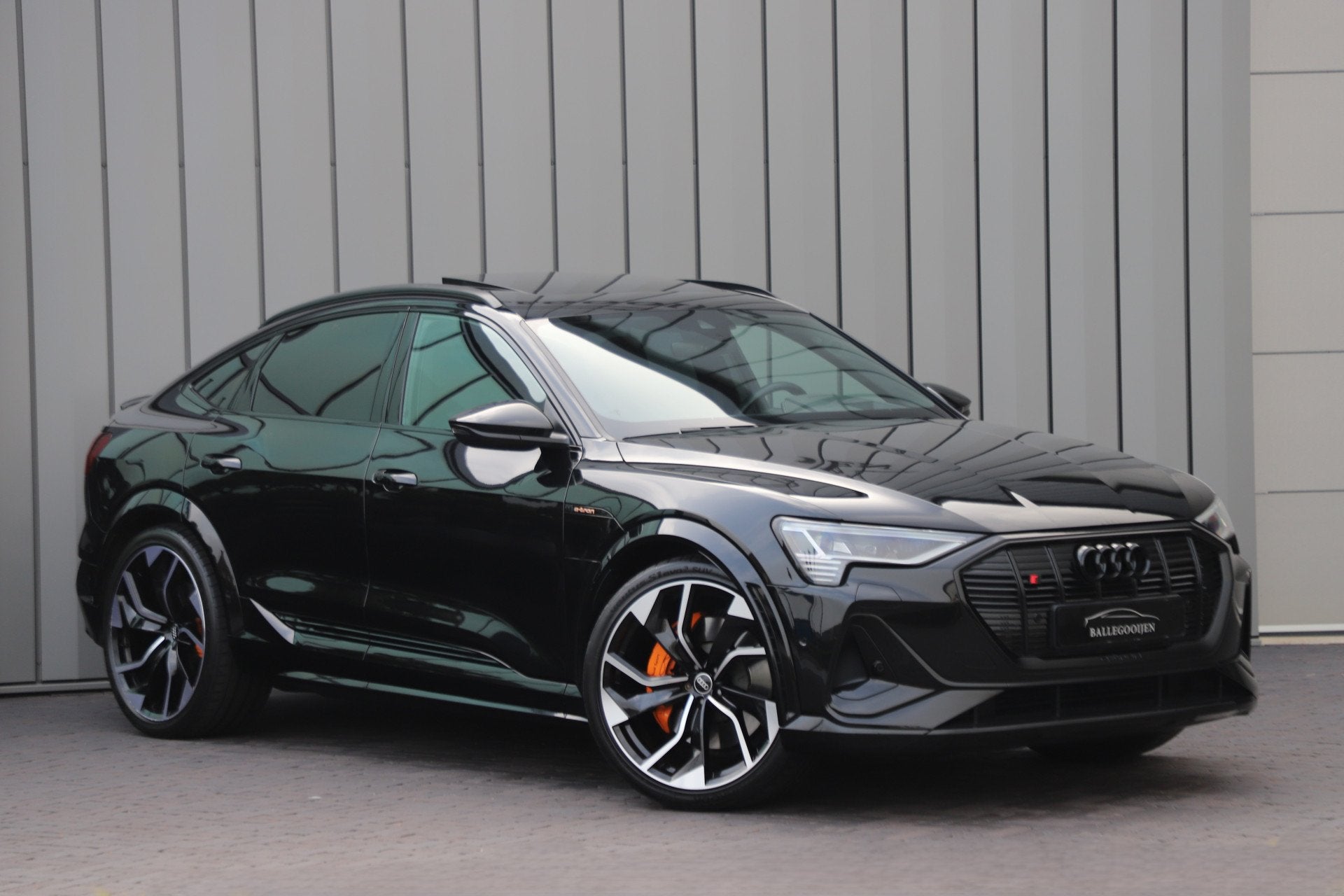 Audi e-tron Sportback S quattro 95 kWh | 503PK | Luchtvering, Auto's, Automaat, Zwart, Zwart, Vierwielaandrijving