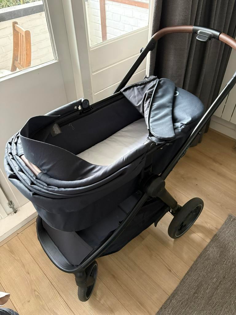 Maxi Cosi Street+ Stroller & Car Seat Attachement, Ophalen, Verstelbare duwstang, Zo goed als nieuw, Combiwagen