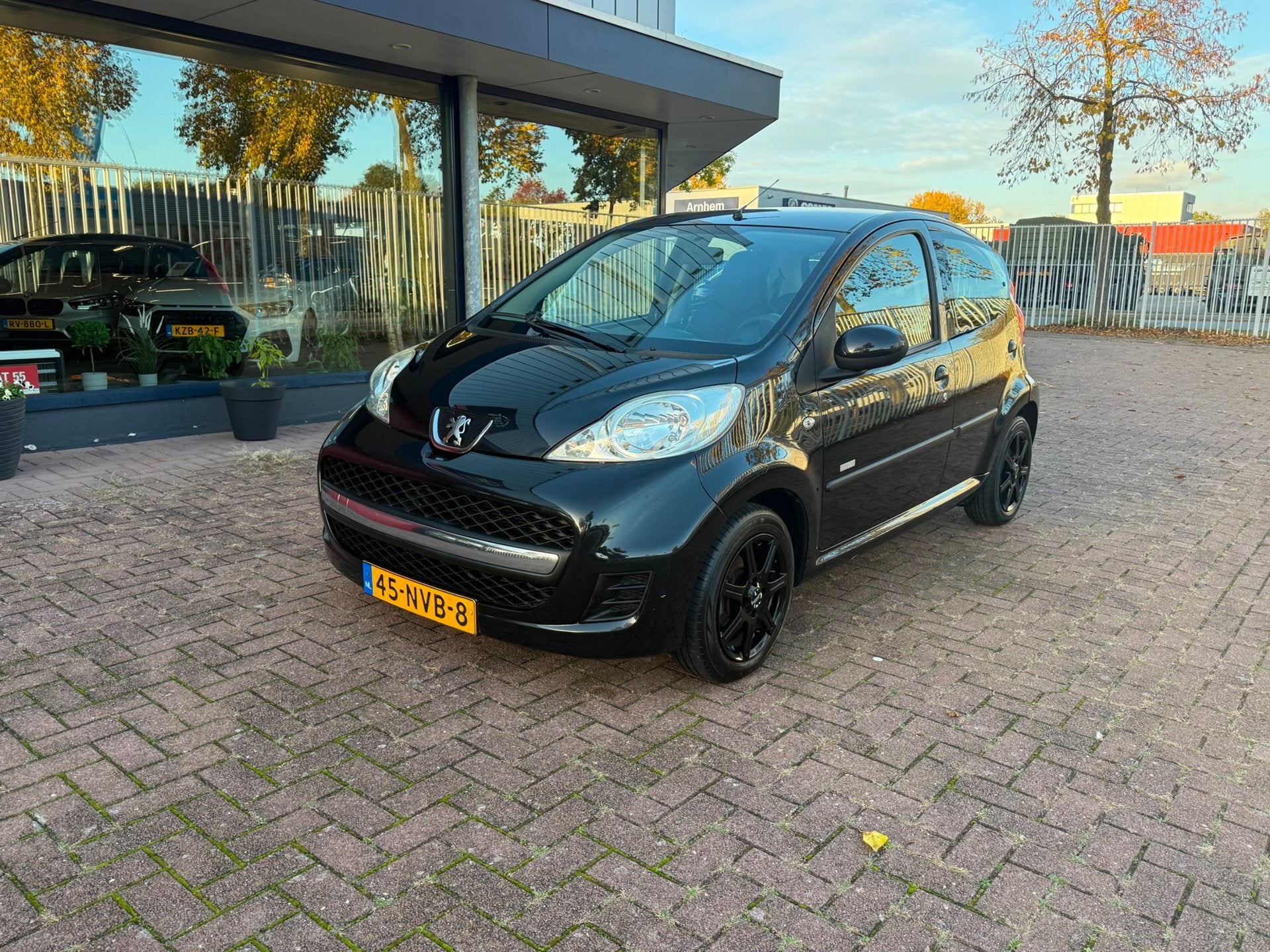 Peugeot 107 1.0-12V Millesim 200 | Airco | NAP, Auto's, Voorwielaandrijving, Euro 5, Stof, Gebruikt