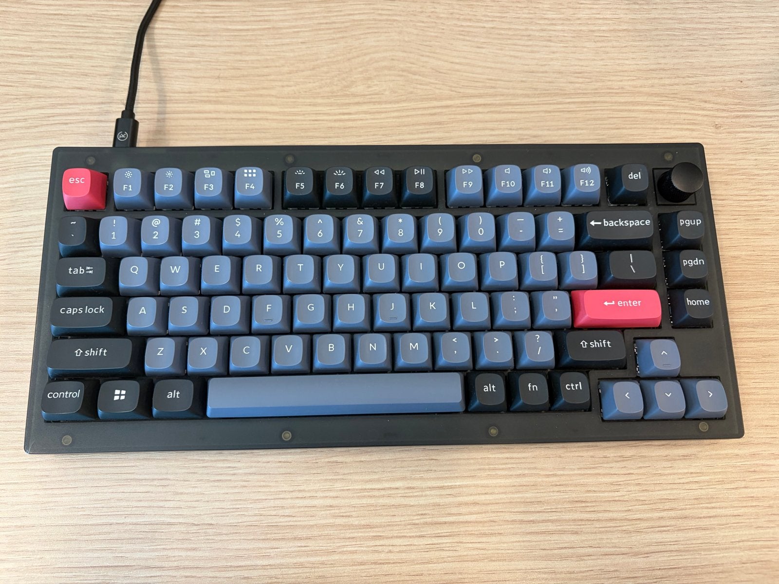 Keychron V1 75% Mechanisch Toetsenbord met Draaiknop, Computers en Software, Toetsenborden, Hot-swappable, Ophalen of Verzenden