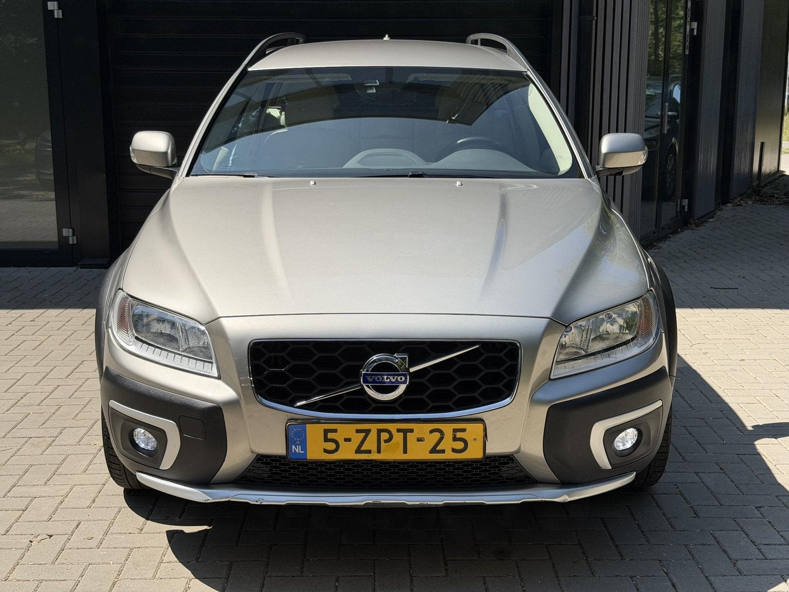Volvo XC70 2.0 T5 FWD Nordic+ (bj 2015, automaat), Automaat, 15 km/l, Euro 6, 4 cilinders