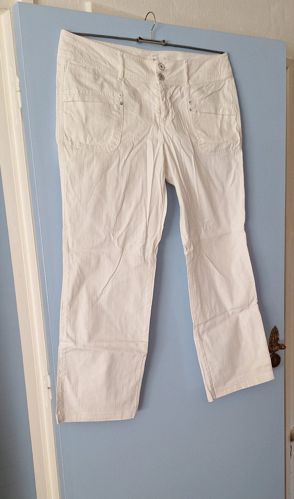 NIEUWE MISS ETAM DAMES MERK ZOMERBROEK
MAAT 46
KLEUR WIT, Wit, Maat 46/48 (XL) of groter, Nieuw, Ophalen of Verzenden