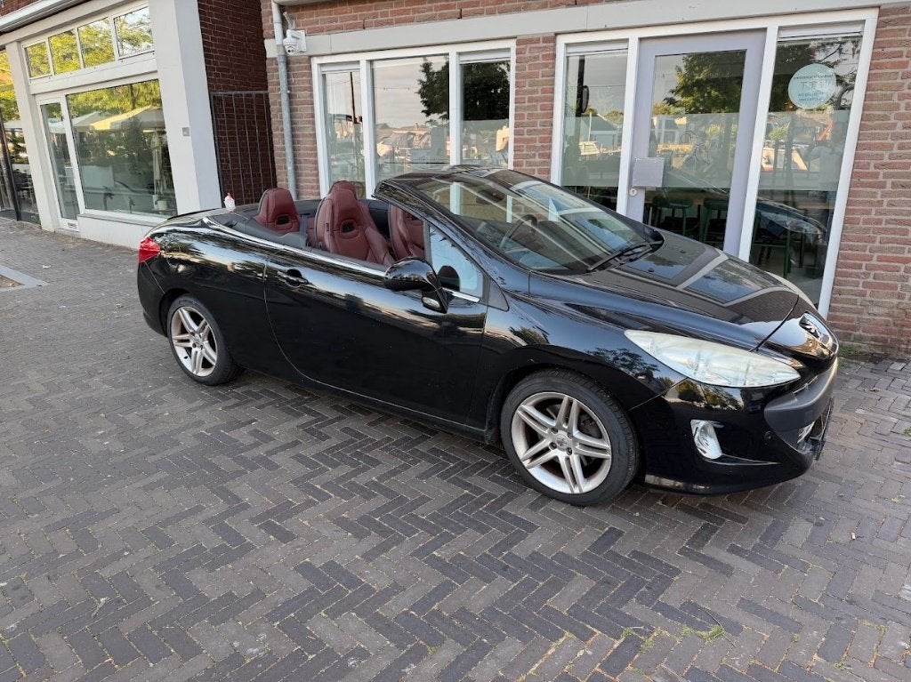 Peugeot 308 1.6 THP CC 2009 Zwart, Auto's, Peugeot, Euro 5, 1487 kg, Zwart, 4 cilinders