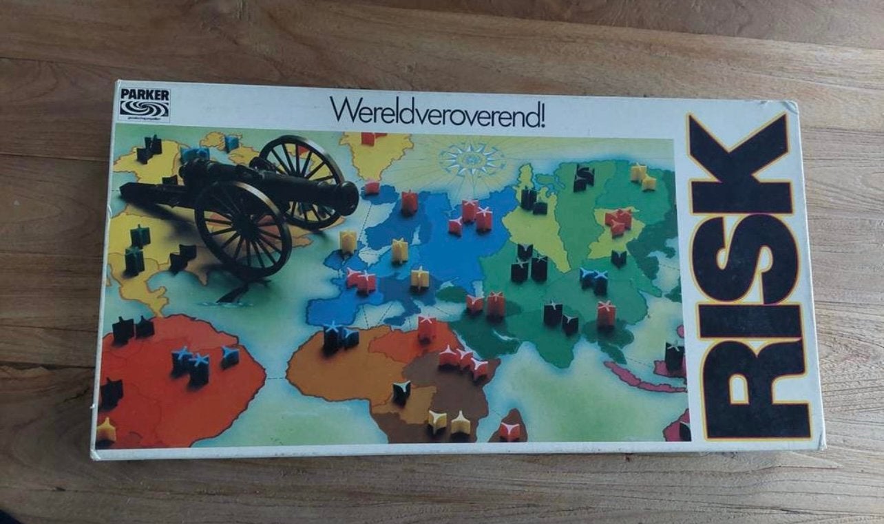 Risk compleet en in goede staat, Hobby en Vrije tijd, Gezelschapsspellen | Bordspellen, Ophalen of Verzenden, Zo goed als nieuw