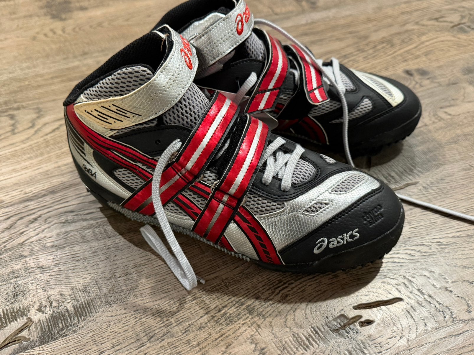 Asics Cyber Javelin maat 7.5 / 49,5, Ophalen of Verzenden, Zo goed als nieuw, Schoenen