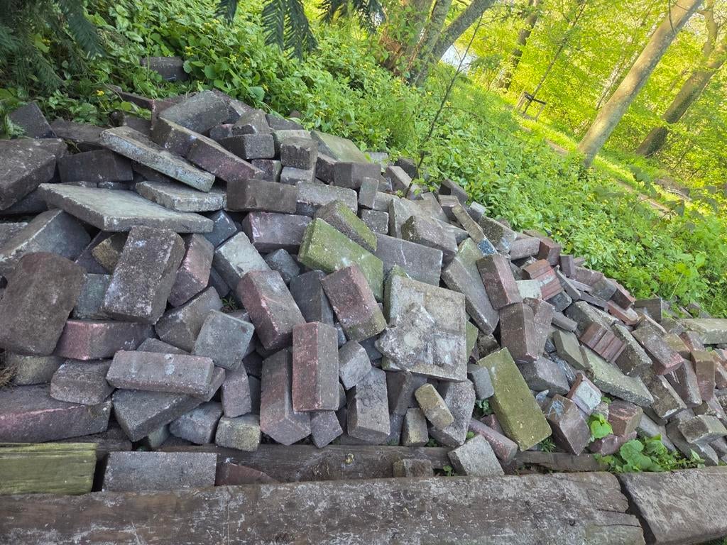 Klinkers gratis!! GRONINGEN, Ophalen of Verzenden, Beton, Klinkers
