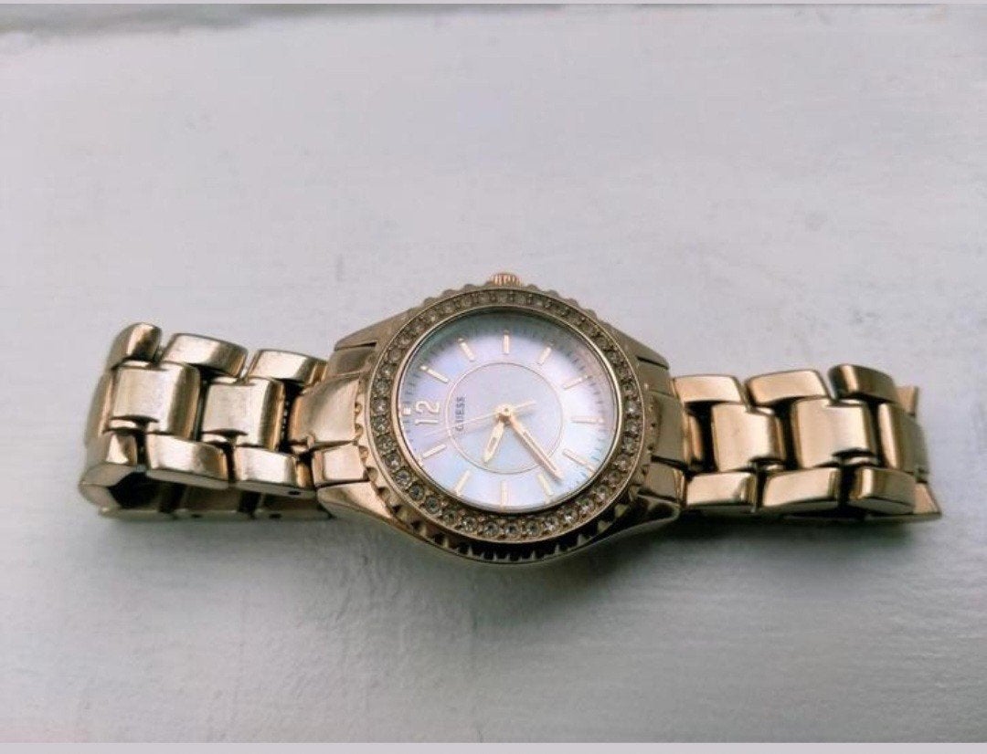 Guess dames horloge, Sieraden, Tassen en Uiterlijk, Horloges | Dames, Staal, Guess, Polshorloge, Ophalen of Verzenden