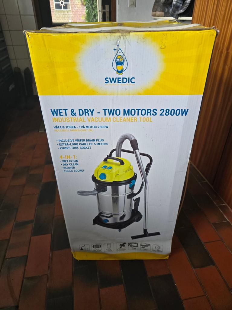Nieuw in doos professionele industriële stofzuiger, Ophalen of Verzenden, Nieuw, Waterstofzuiger