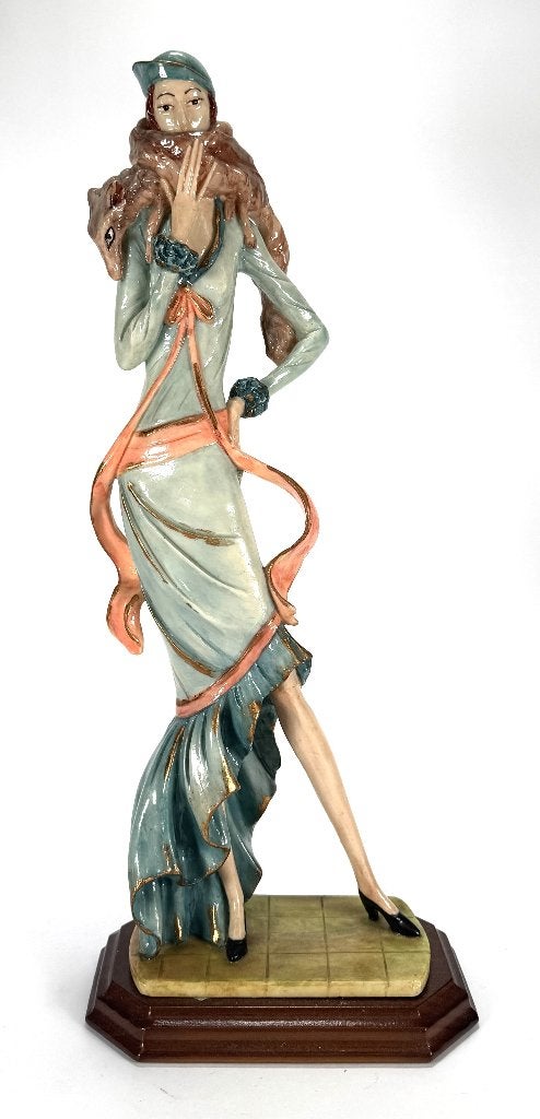 1184. Beeld, A. Santini - dame met vossenbont, Italië, Ophalen