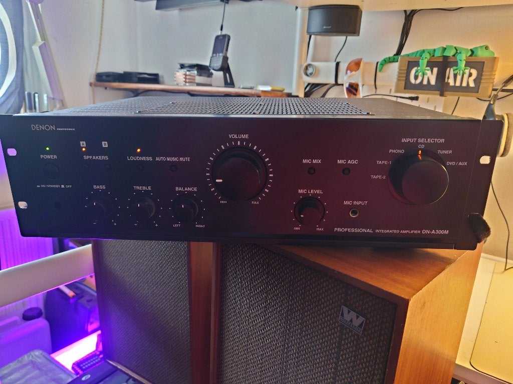 Denon Professional Rack mounted versterker. DN-A300M, Ophalen, Gebruikt, Denon, 120 watt of meer