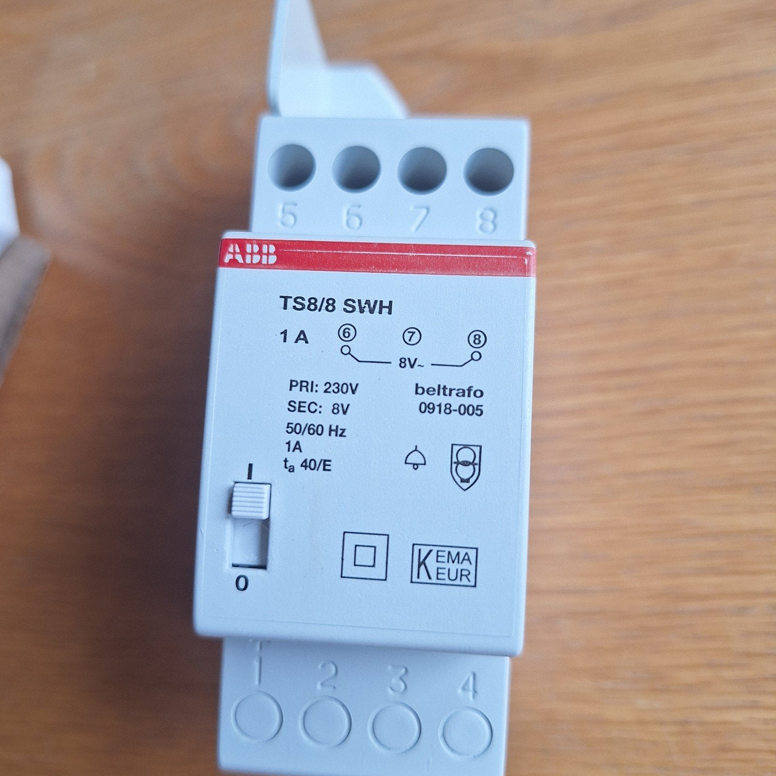 ABB TS8/8 SWH Beltrafo 230V naar 8V, 1A, Ophalen of Verzenden, Zo goed als nieuw, Overige typen