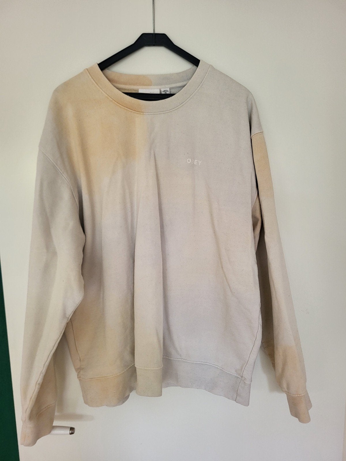 Unieke Obey trui met bijzonder design, Maat 52/54 (L), Obey, Beige, Ophalen of Verzenden