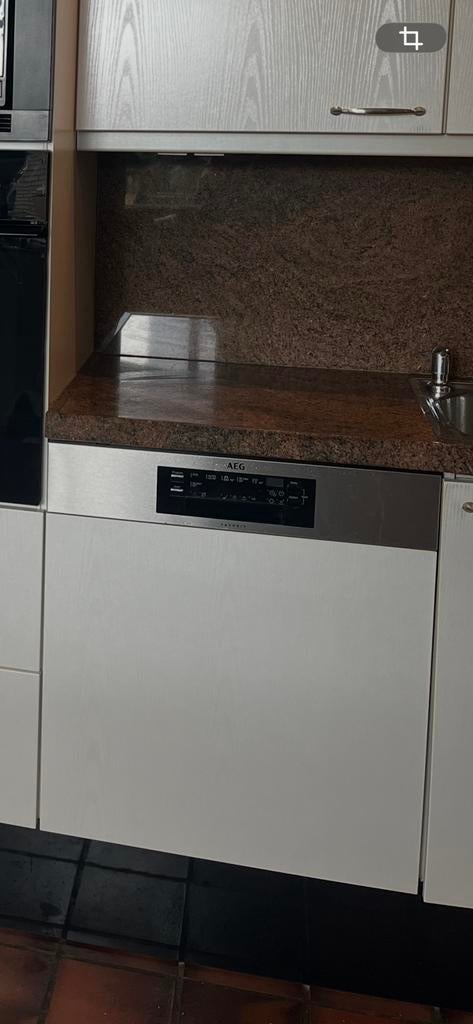 Semi inbouwvaatwasmachine AEG Favorit, Witgoed en Apparatuur, Vaatwasmachines, Ophalen, Gebruikt, Tussenbouw, Minder dan 85 cm