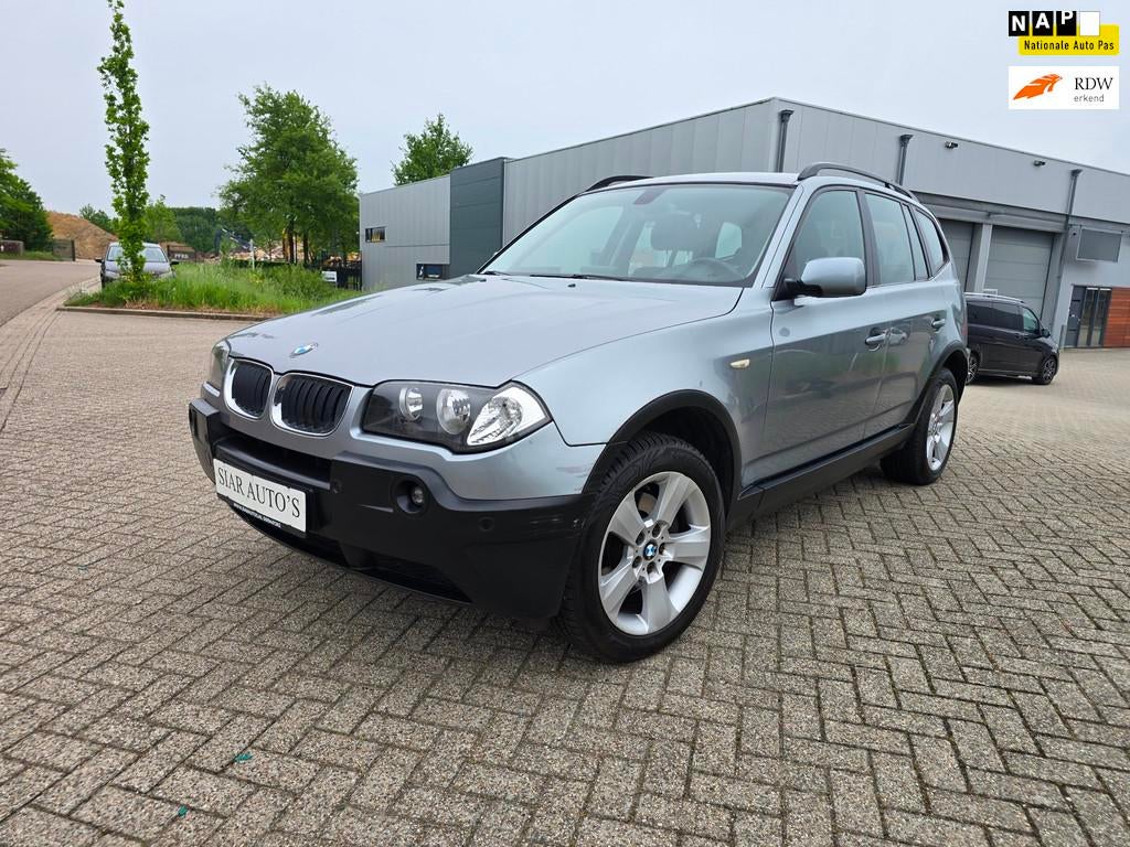 BMW X3 2.0i Introduction 1 Eigenaar, 4 cilinders, 150 pk, Parkeersensor, Bedrijf