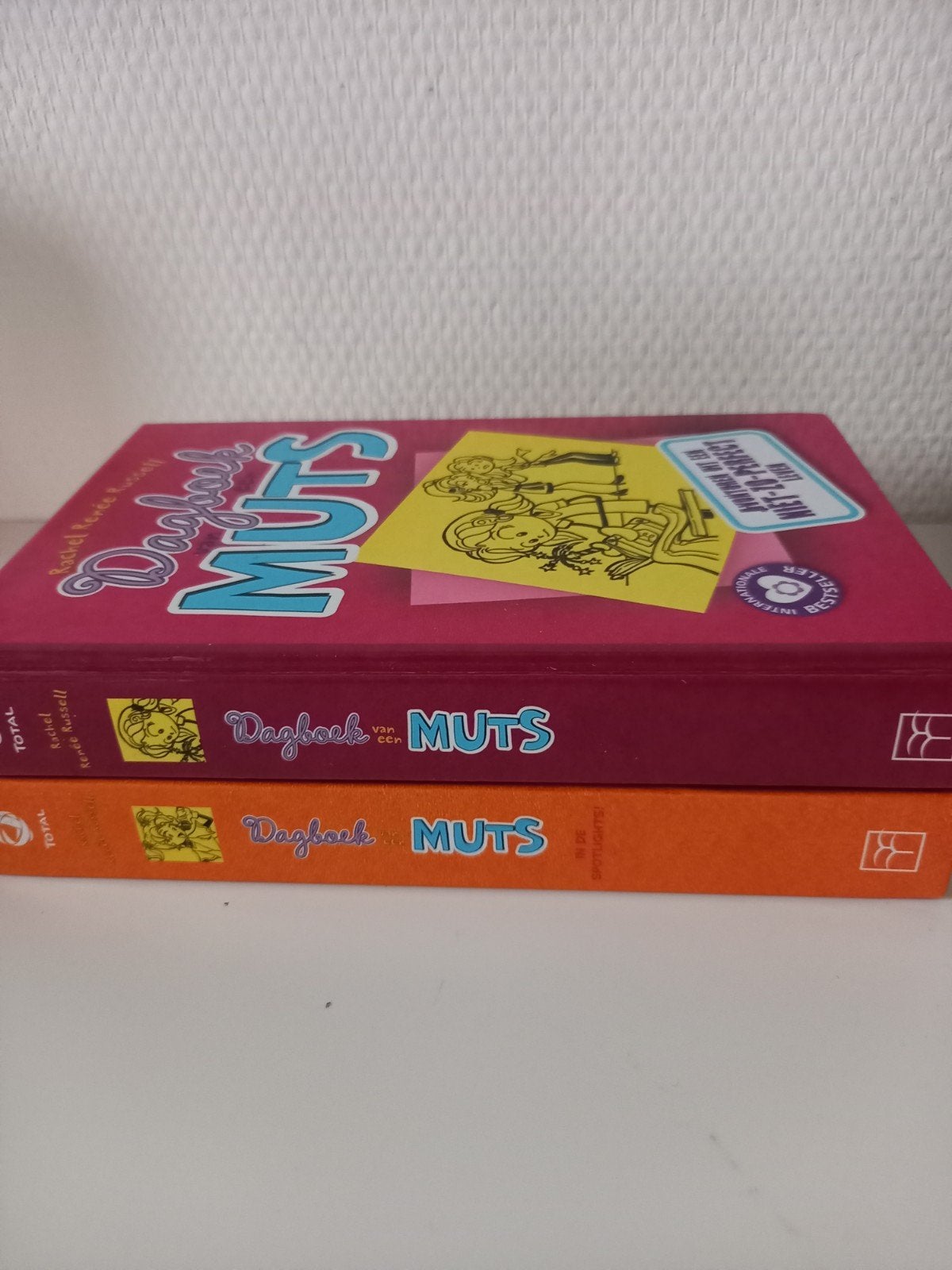 Dagboek van een Muts - 2 boeken, Ophalen of Verzenden, Zo goed als nieuw, Rachel Renée Russell, Fictie