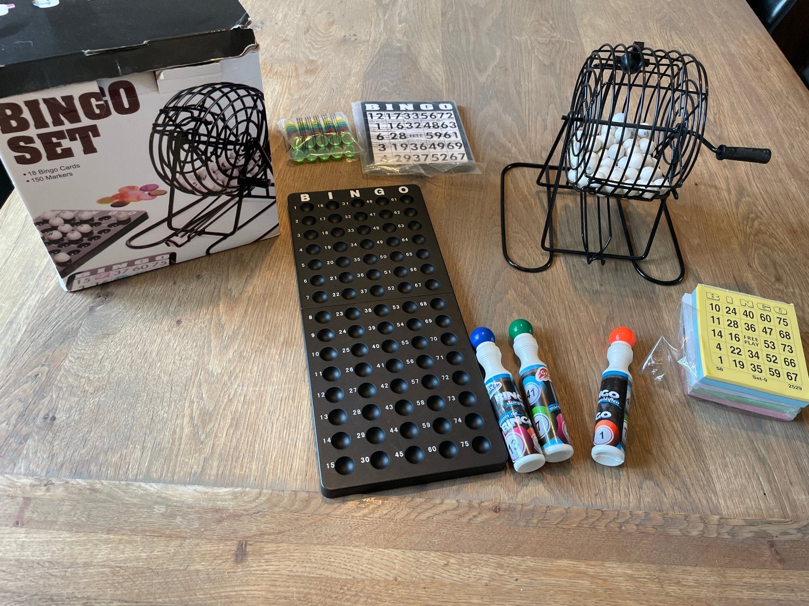 Compleet Bingo Set - Zo goed als nieuw, Hobby en Vrije tijd, Vijf spelers of meer, Ophalen of Verzenden, Zo goed als nieuw