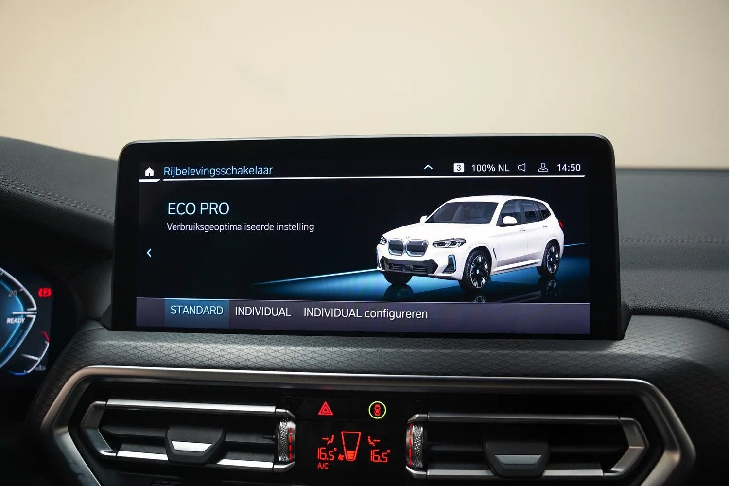 Foto 26 van BMW iX3 80 kWh M Sport Shadow [ Panorama Leder ACC ]