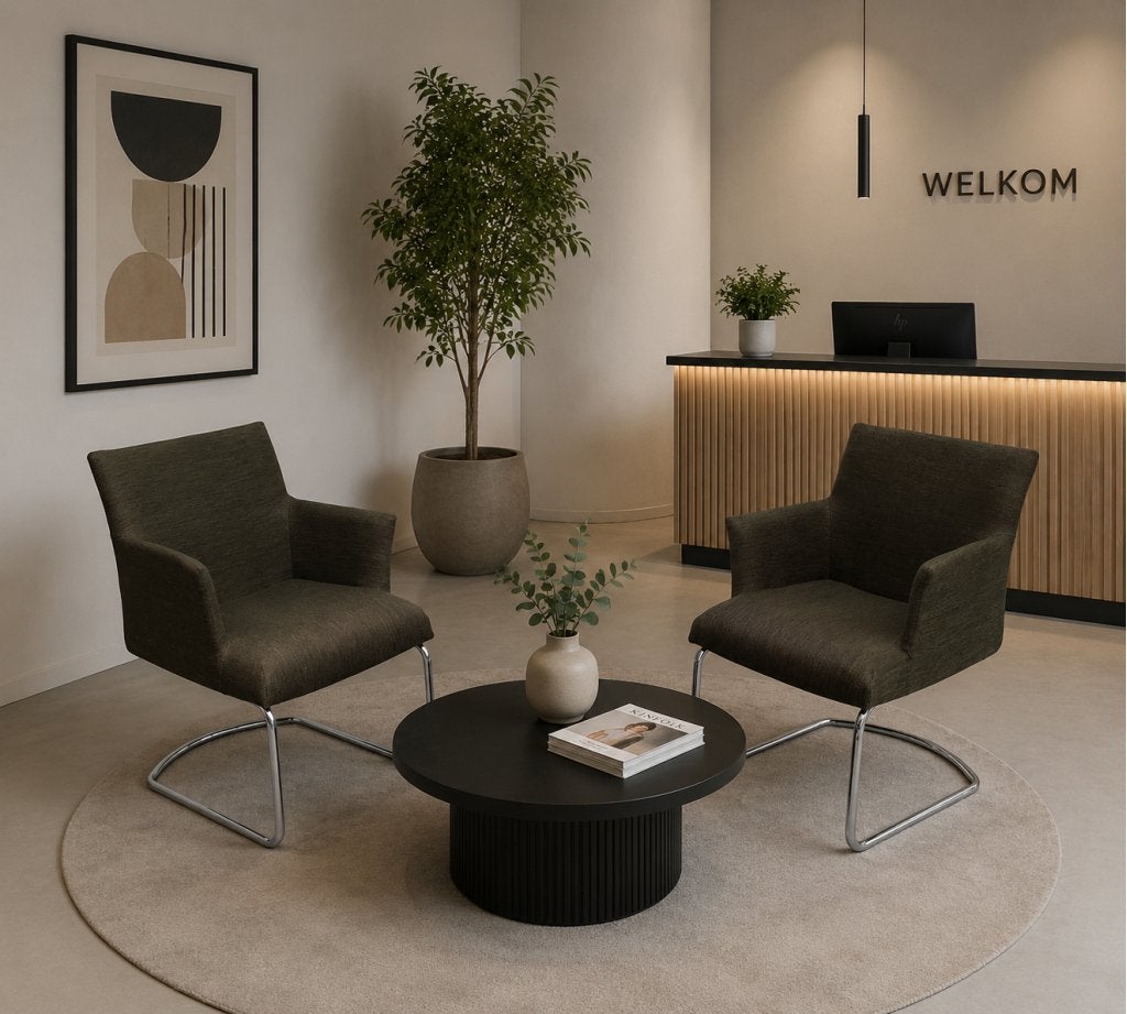 Fauteuil met sledeframe - nieuwe groene stoffering, Niet ingevuld, Gebruikt, Niet ingevuld, Niet ingevuld