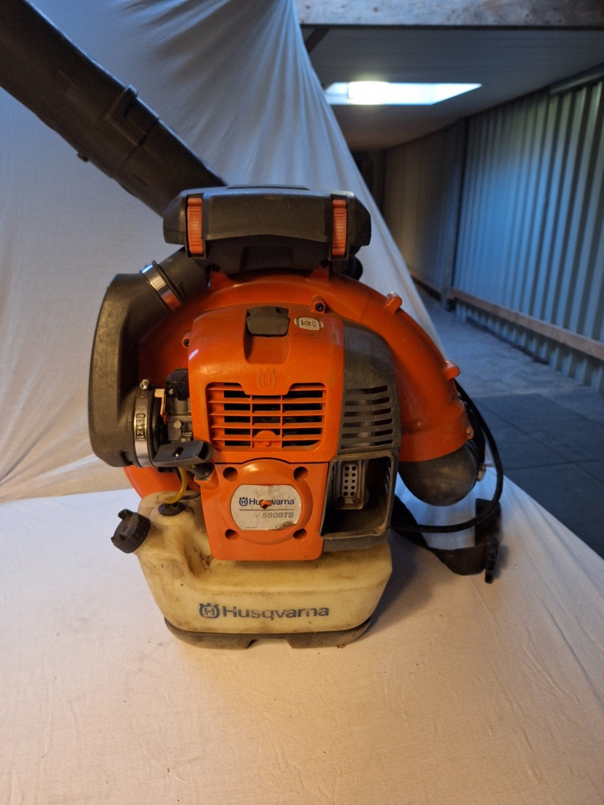 Husqvarna 580BTS Bladblazer (2011) - Dealer Onderhouden, Ophalen, Benzine, Gebruikt, Ruggedragen