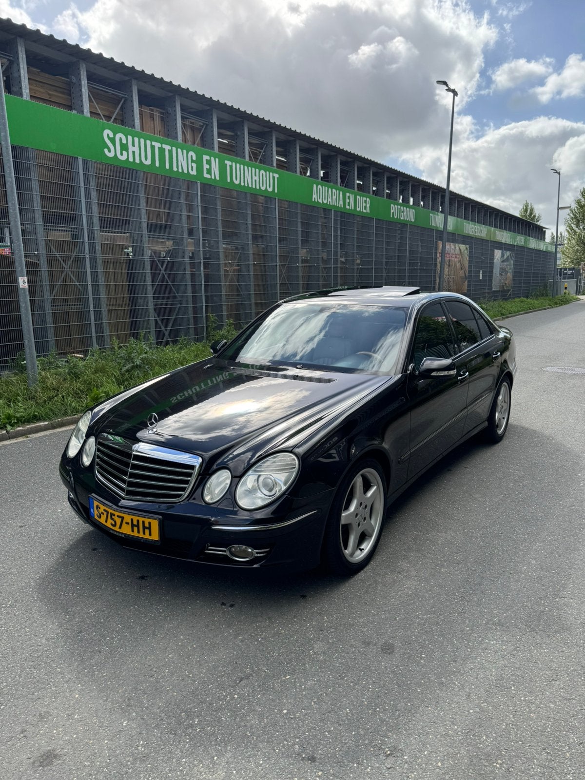 Mercedes-Benz E350 4MATIC V6 | Designo | Leer | Schuifdak |, Auto's, Automaat, Zwart, 272 pk, Particulier