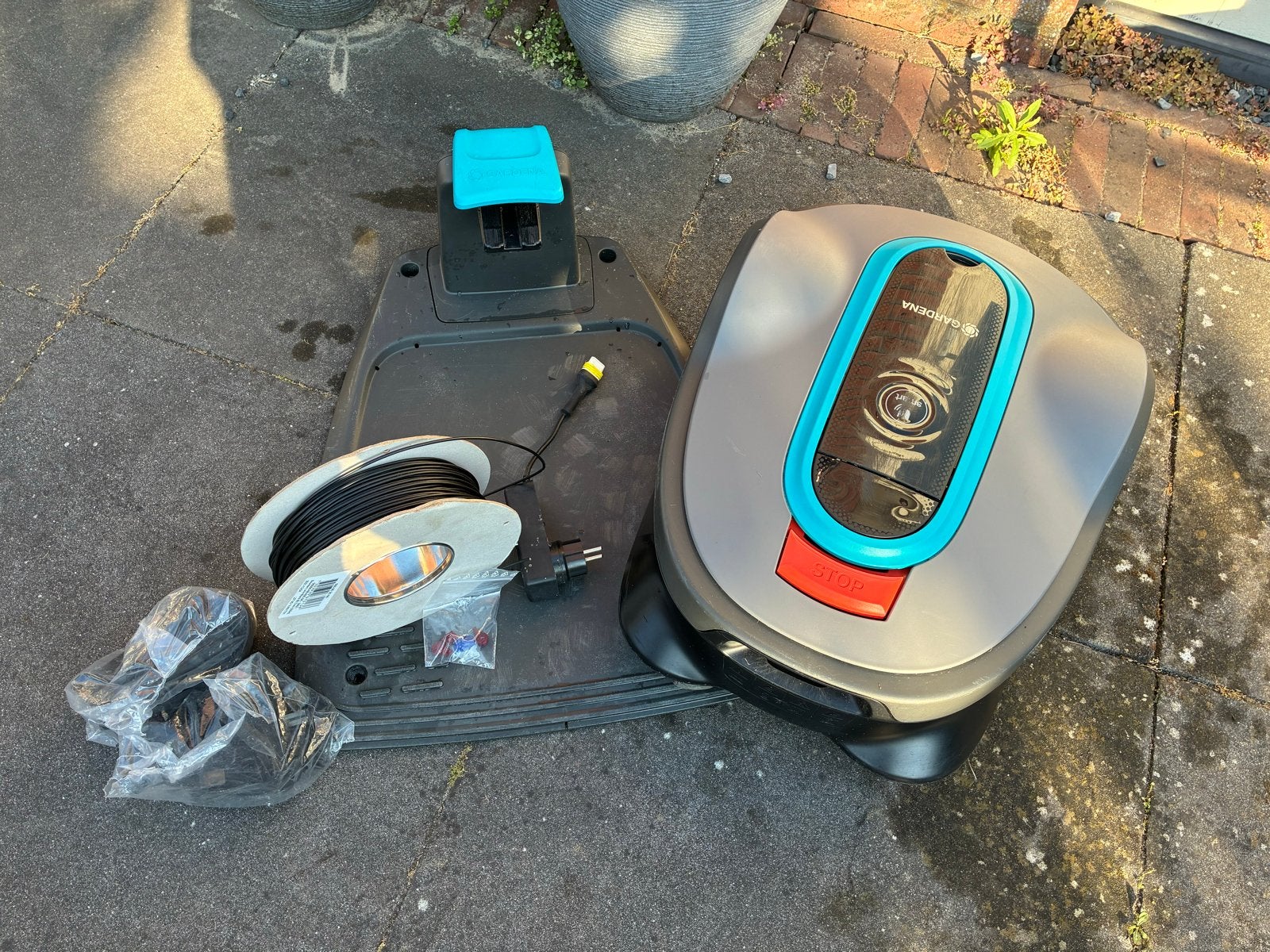 Gardena Sileno Life 750 met Lona - Robotmaaier complete set, Ophalen of Verzenden, Gebruikt, 20 tot 25 cm, Bestuurbaar via app