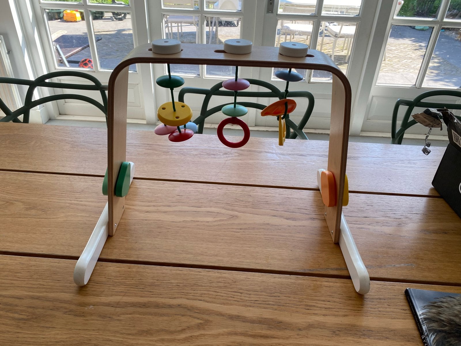 Ikea Leka babygym Houten Babygym met Kleurrijke Hangers, Ophalen of Verzenden, Zo goed als nieuw, Babygym