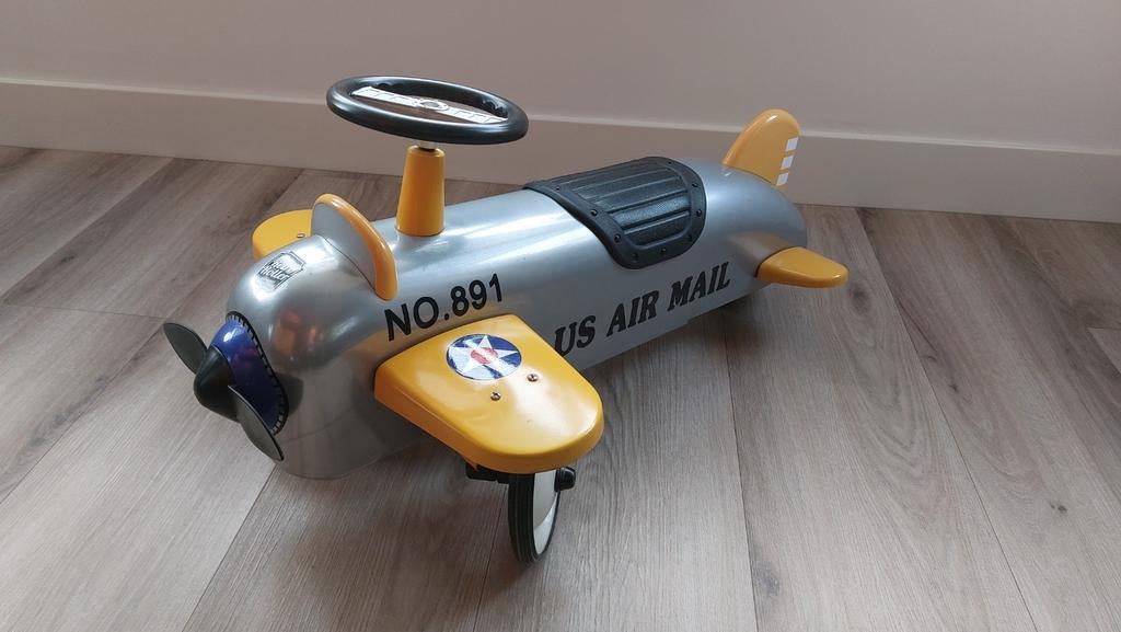 Vintage metalen vliegtuig loopfiets - decoratie kinderkamer, Ophalen of Verzenden, Zo goed als nieuw, Loopfiets