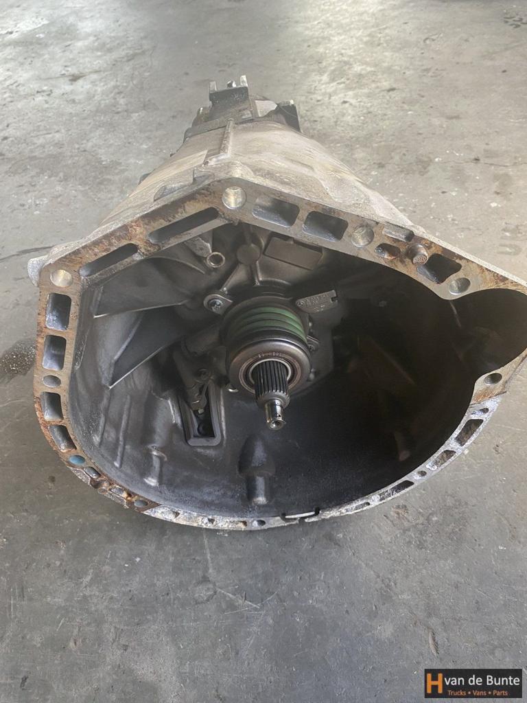 Versnellingsbak  SLK 200 Handgeschakeld 6 bak, Gebruikt, -, Ophalen of Verzenden, -