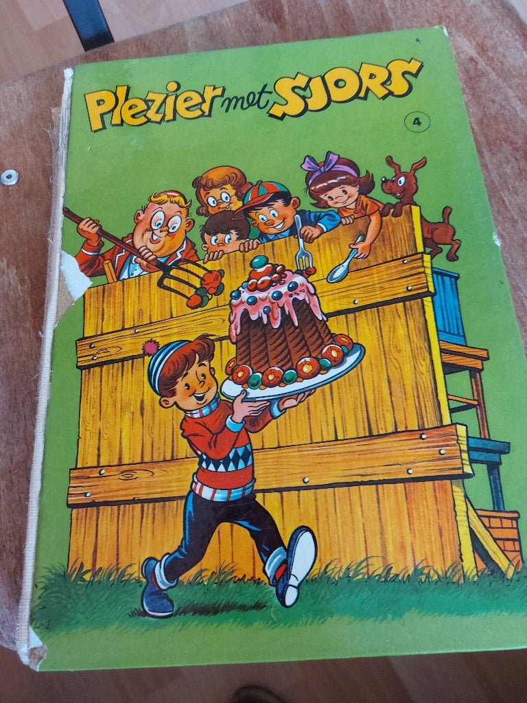 Plezier met Sjors 4, Eén stripboek, Ophalen of Verzenden, Gelezen
