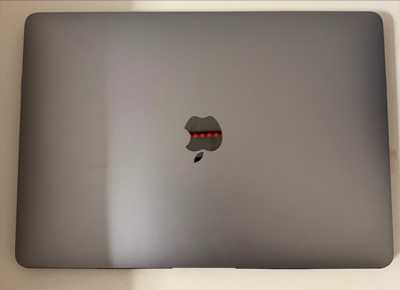 MacBook Air 13 256GB Spacegrey - Zo goed als nieuw, Computers en Software, Apple Macbooks, Ophalen, 256 GB, Qwerty, 8 GB