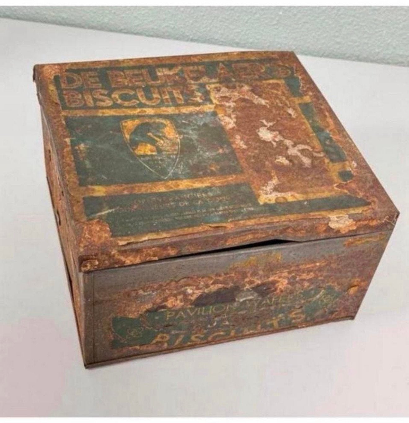 Antiek verroest blik blikken trommel De Beukelaer's Biscuits, Ophalen of Verzenden, Gebruikt, Beschuit