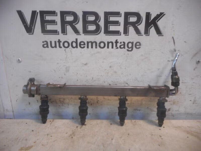 INJECTOR BRANDSTOF Saab 9-3 I (YS3D) (01-1998/09-2002), Saab-de-info@saabgroup.com, Gebruikt, Ophalen of Verzenden, Saab Deutschland GmbH