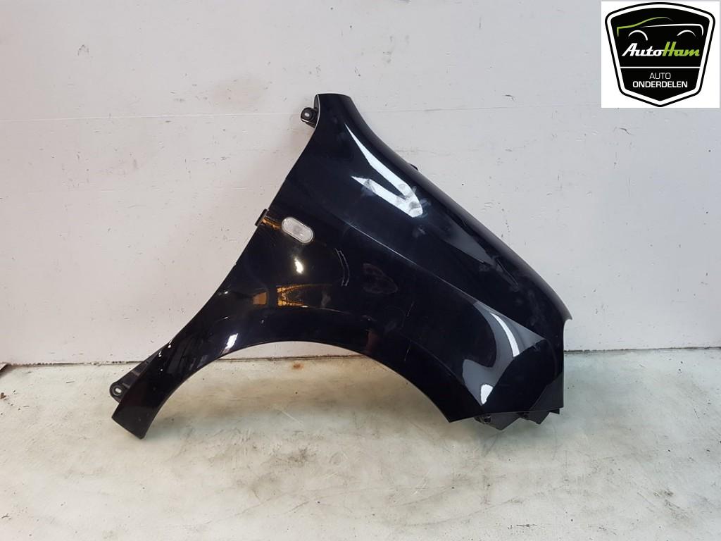 Spatbord Rechts Voor Renault Twingo III (AH) 2017 631008696R, Gebruikt, Renault Deutschland AG, Dialog.deutschland@renault.de