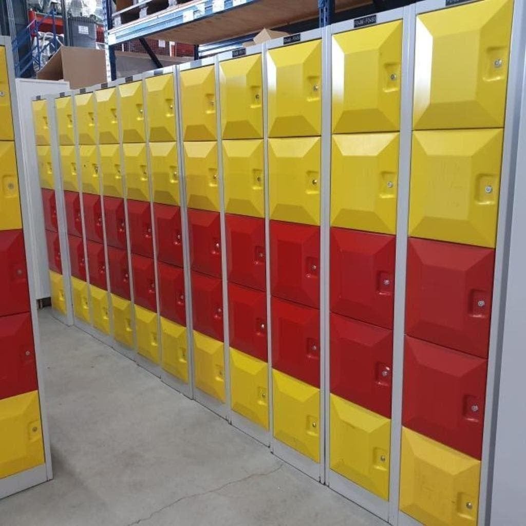 Groot aanbod lockers locker kledingkasten div uitvoeringen, Ophalen, Gebruikt