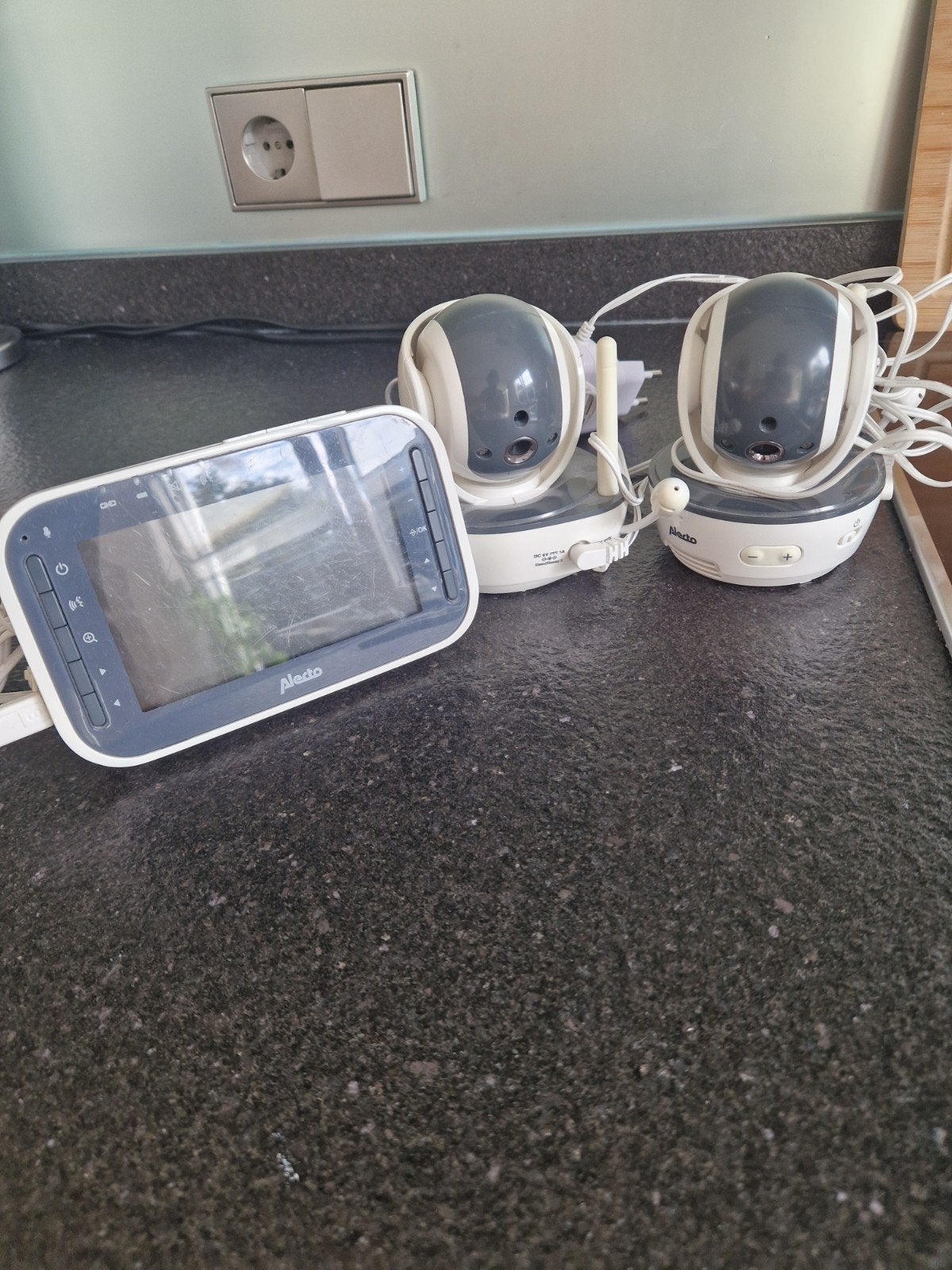 Alecto DVM200 Babyfoon met Camera en Terugspreekfunctie, Kinderen en Baby's, Ophalen of Verzenden, Gebruikt, 250 meter of meer