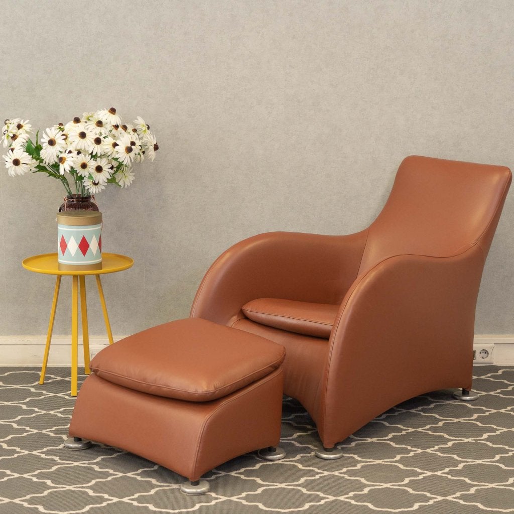 Montis Loge fauteuil + voetenbank kastanjebruin
