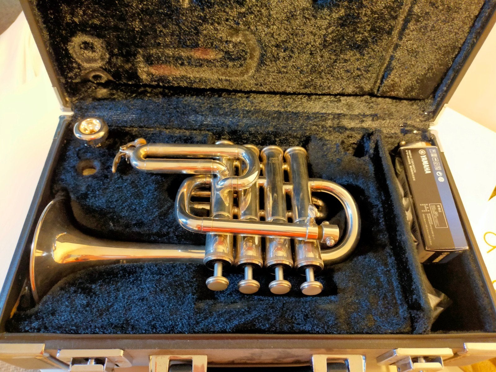Piccolo Trompet YAMAHA YTR6810S - Zo goed als nieuw, Muziek en Instrumenten, Blaasinstrumenten | Trompetten, Zo goed als nieuw